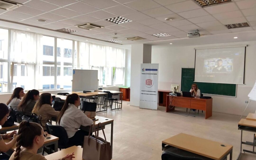 “Let’s PLAY Maths” – Workshops with University Students